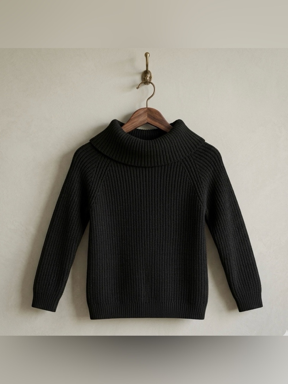 Suzy Shier Corporate Core Black Ribbed Turtleneck Knit Sweater Women's Medium M - Picture 2 of 4